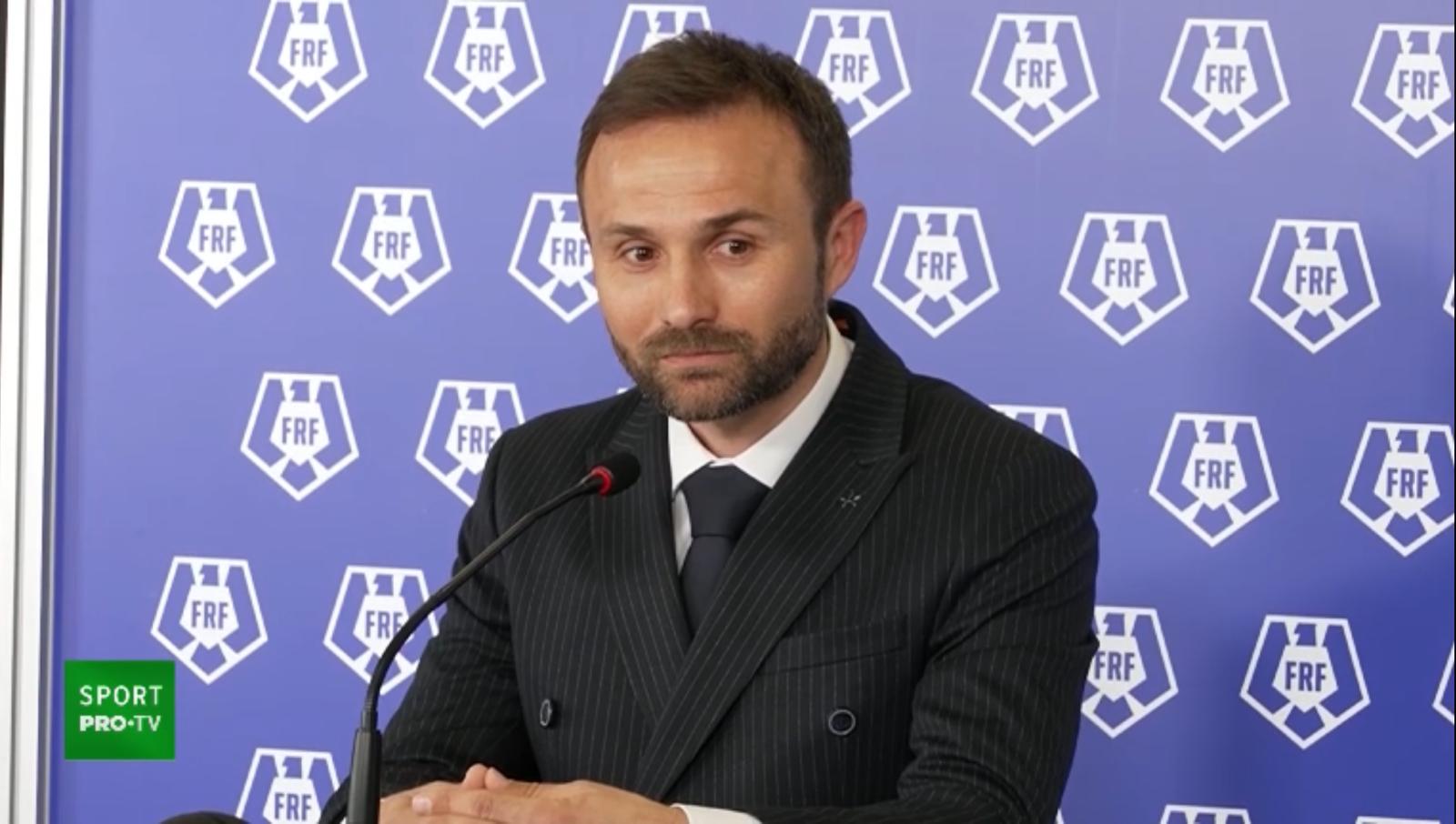 Ilie Drăgan la pupitrul media, într-un context oficial FRF